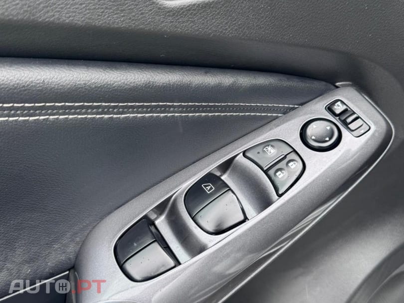 Nissan Juke 1.0 DIG-T N-Connecta