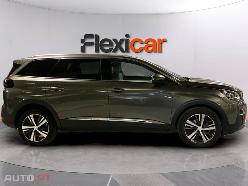 Peugeot 5008 1.2 PureTech Allure EAT8
