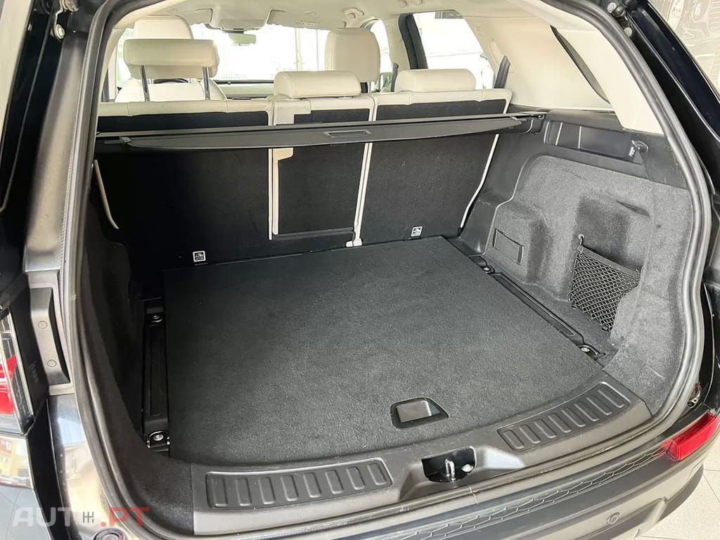 Land Rover Discovery Sport 1.5 I3 P300e AWD Dynamic SE