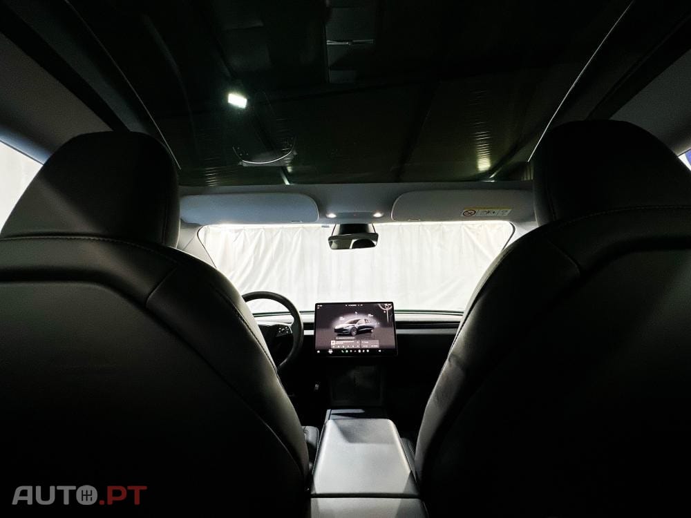 Tesla Model 3 Standard Range Plus RWD