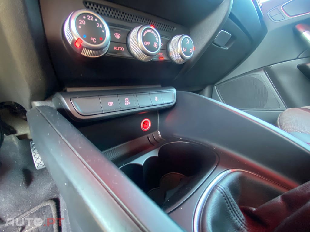 Audi A1 1.6 TDi S-line