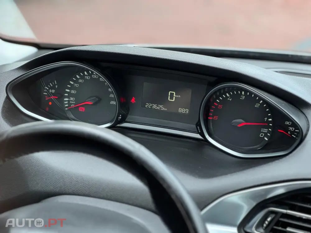 Peugeot 308 1.6 BlueHDi Allure