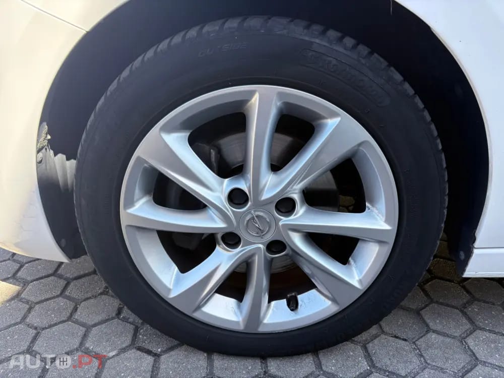 Opel Corsa 1.2 T Edition