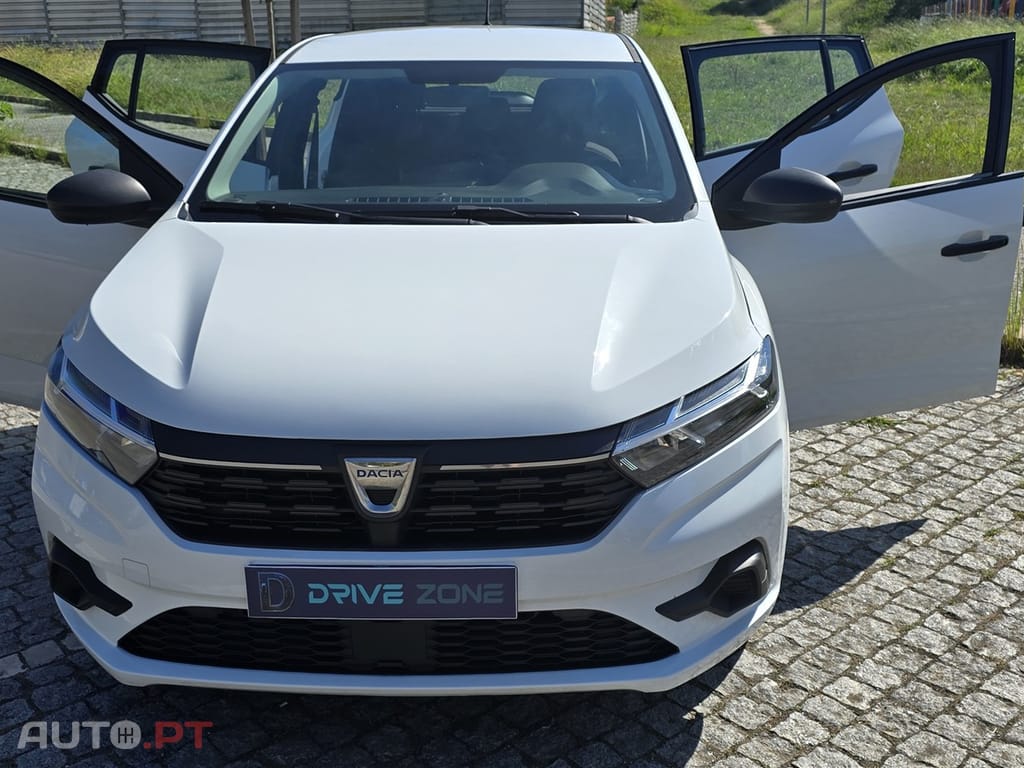 Dacia Sandero 1.0 SCe Essential