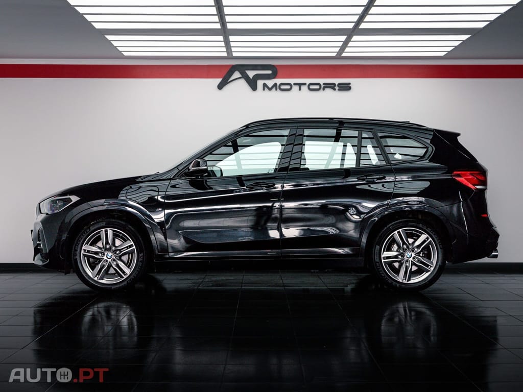 BMW X1 25 e xDrive Pack M