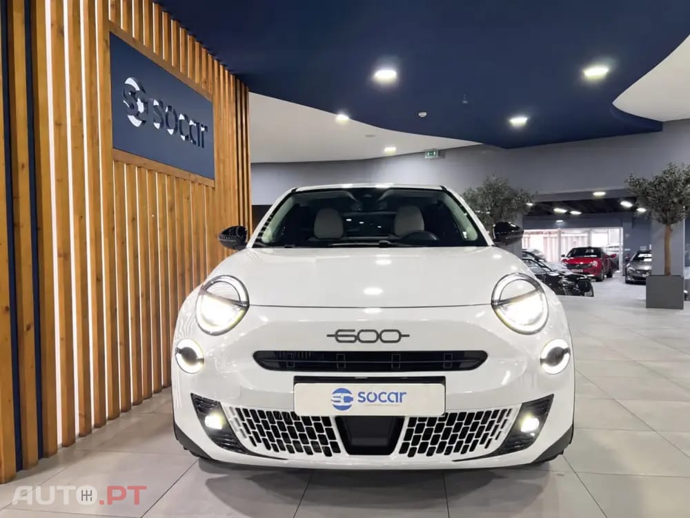 Fiat 600 1.2 Hybrid La Prima