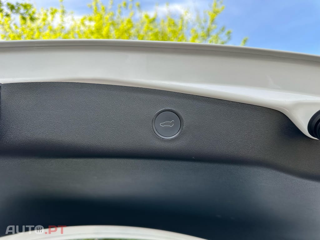 Tesla Model 3 Long Range Tração Integral