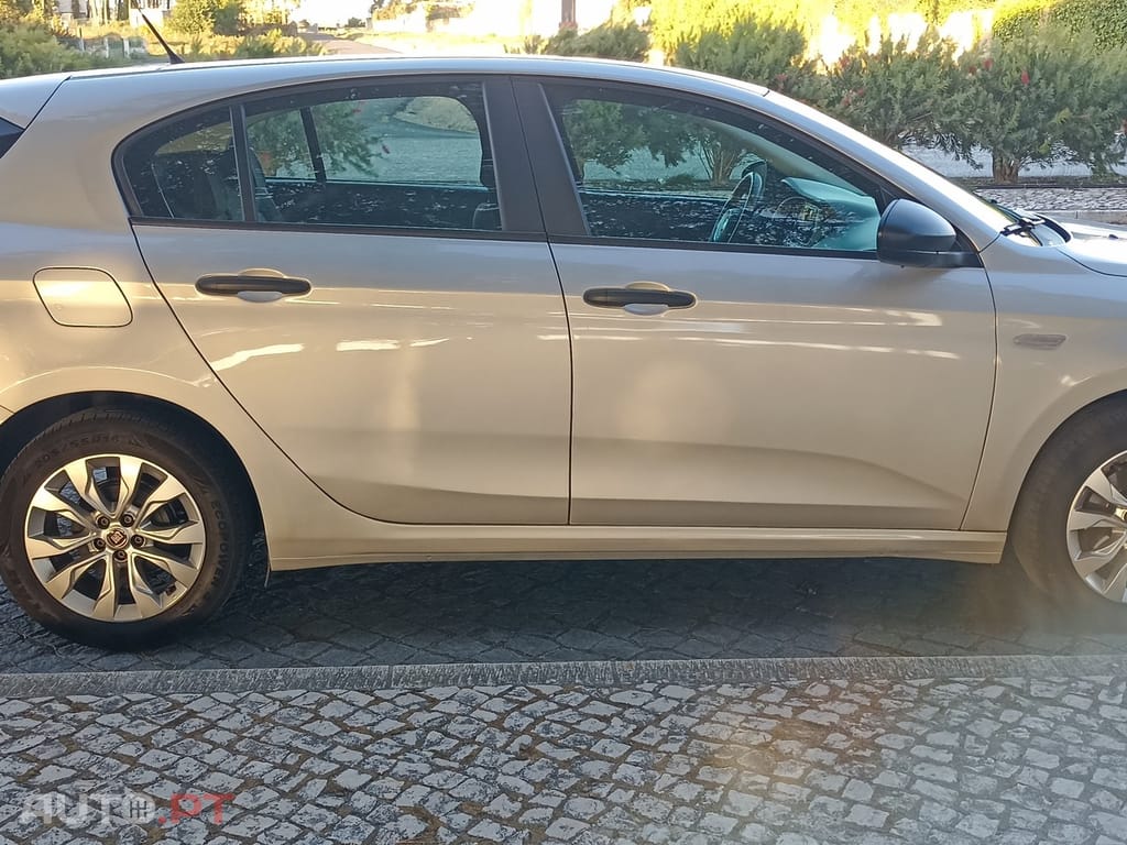 Fiat Tipo 1.3 M-Jet Lounge