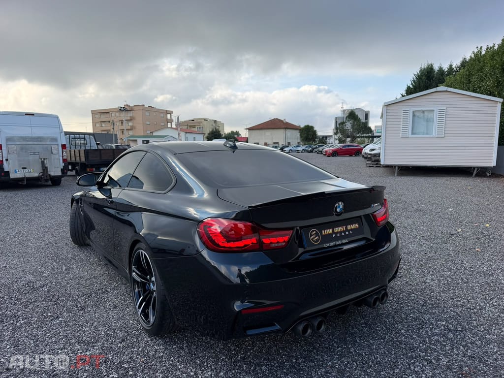 BMW M4 Auto