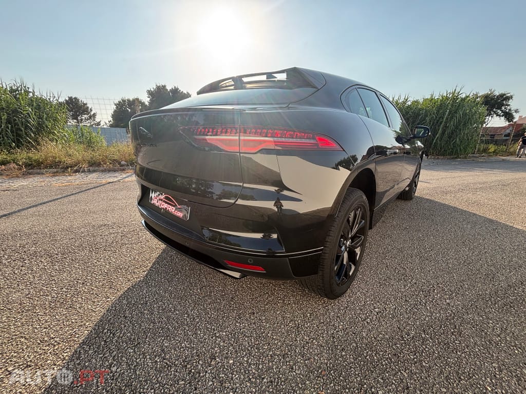 Jaguar I-Pace EV400 R-Dynamic HSE AWD