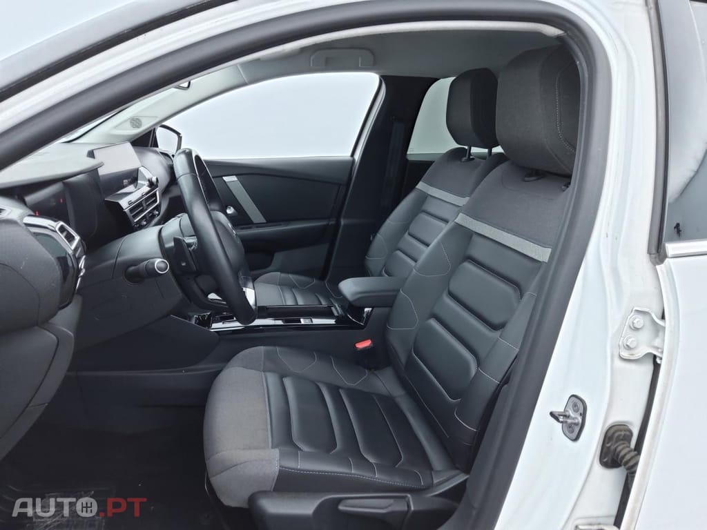 Citroen C4 1.5 BlueHDi Shine EAT8