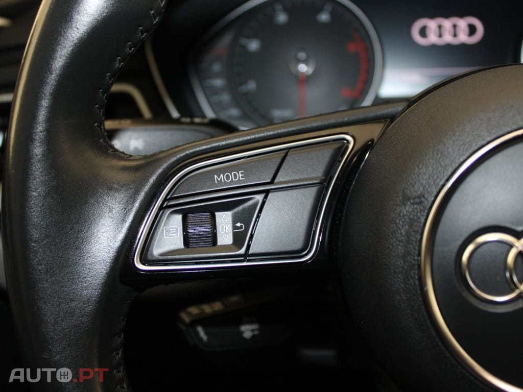 Audi A4 Avant 35 TDI STRONIC I.V.A DEDUTÍVEL
