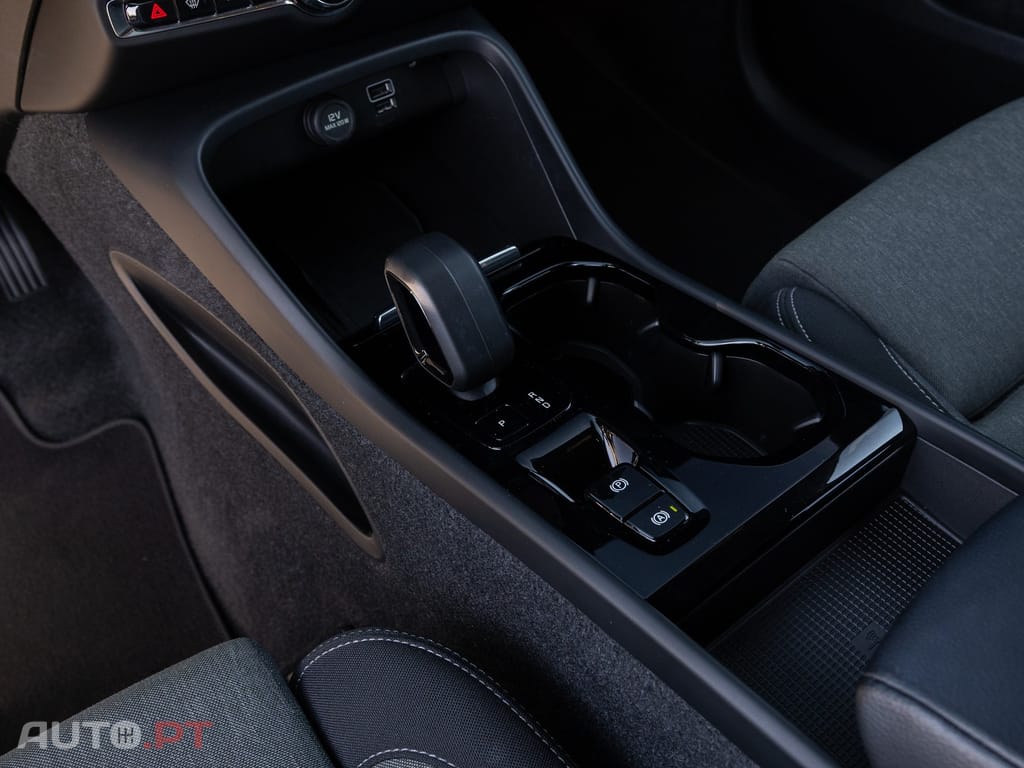 Volvo XC40 1.5 T5 PHEV Plus Bright