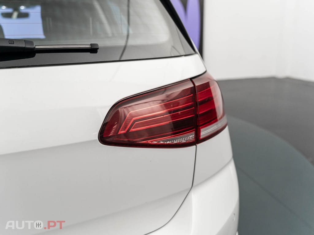 Volkswagen e-Golf AC/DC