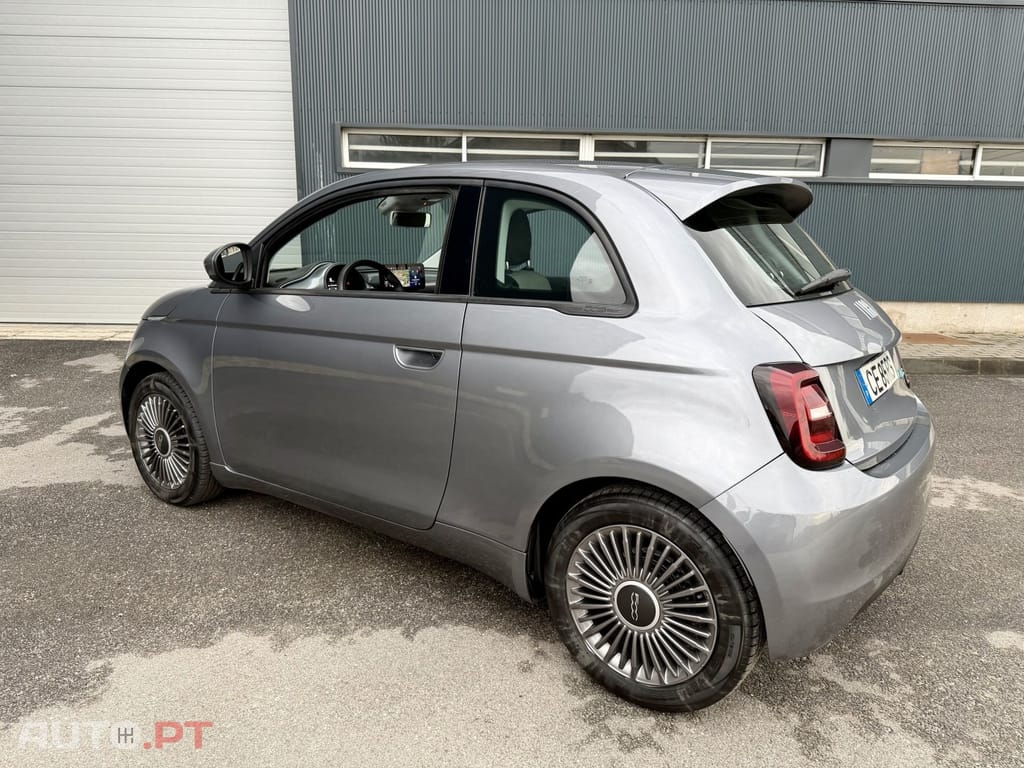 Fiat 500e 42kWh Pop — fotografia 3