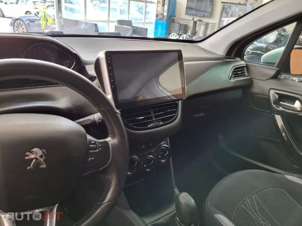 Peugeot 208 1.2 VTi Allure