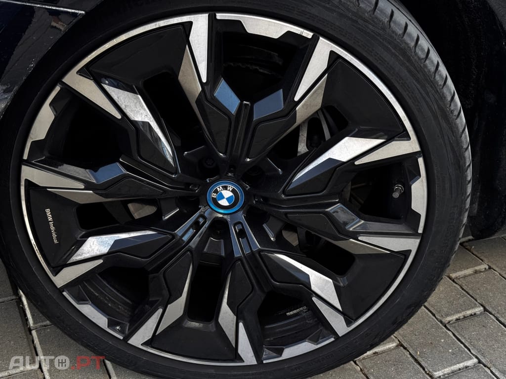 BMW i5 eDrive40 Pack Desportivo M Pro