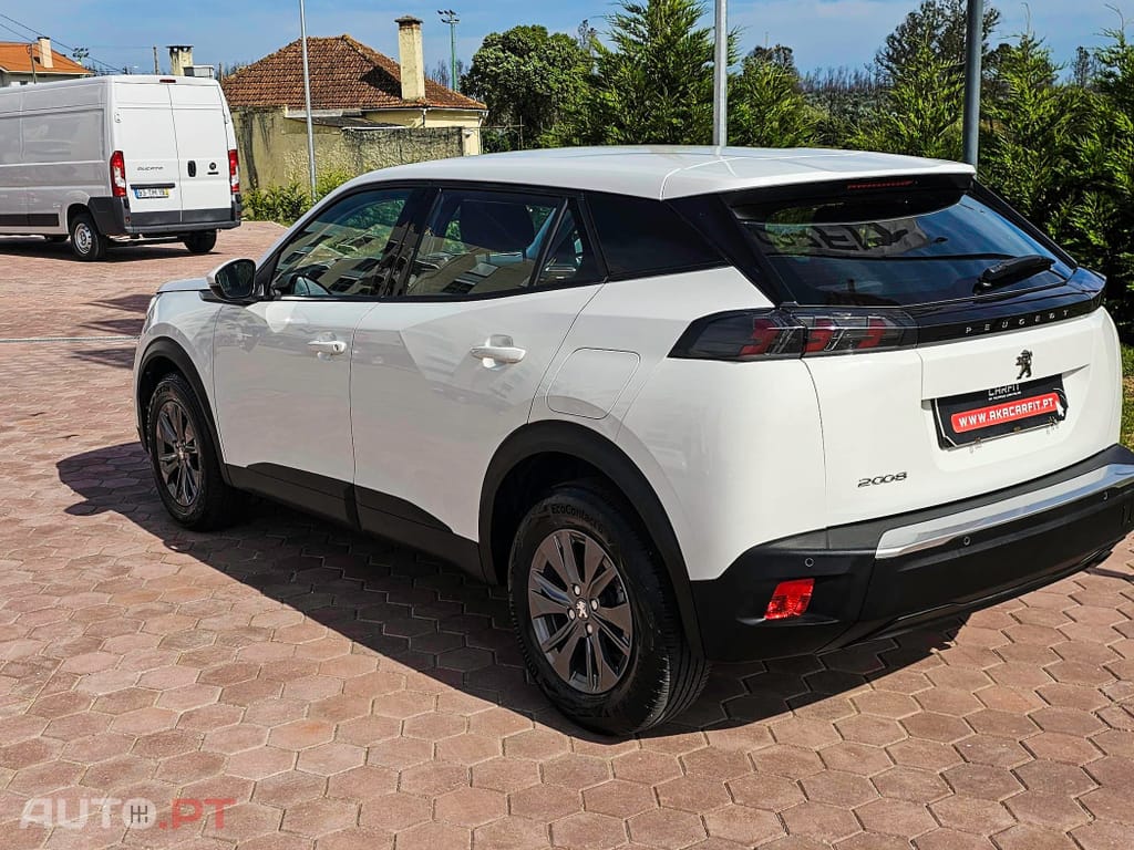 Peugeot 2008 1.2 PureTech Active Pack