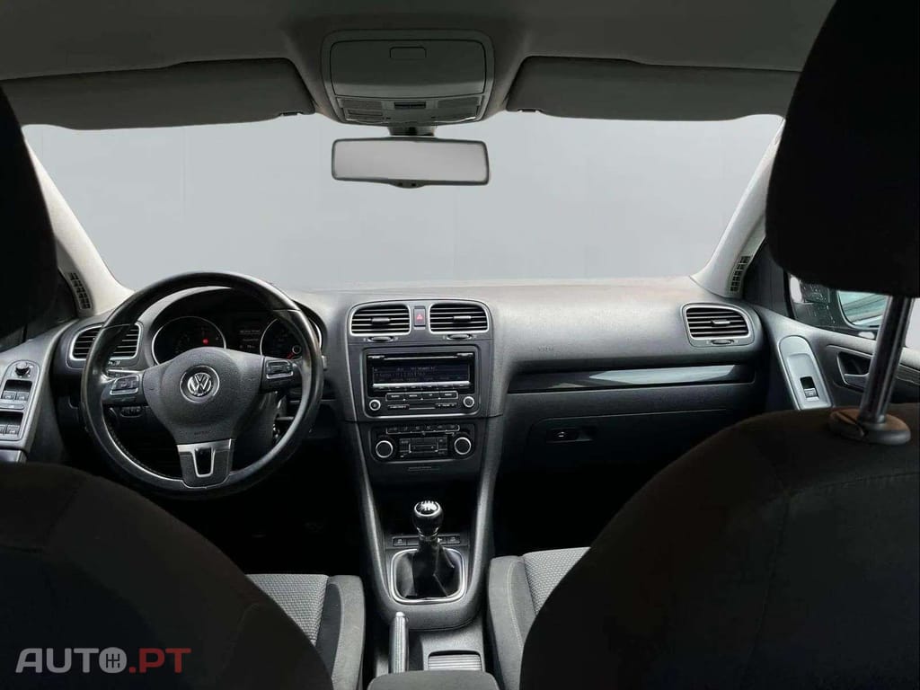 Volkswagen Golf 1.6 TDI CONFORTLINE