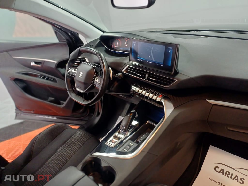 Peugeot 3008 1.2 PureTech Allure EAT8
