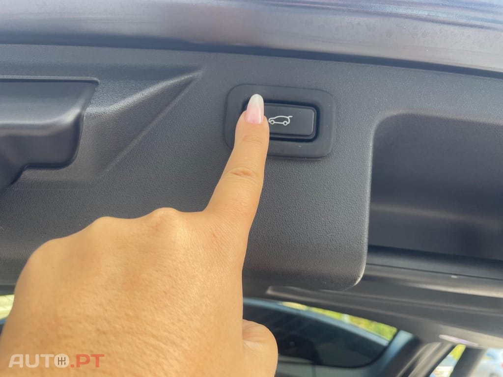 Land Rover Discovery 2.0 TD4 S Auto