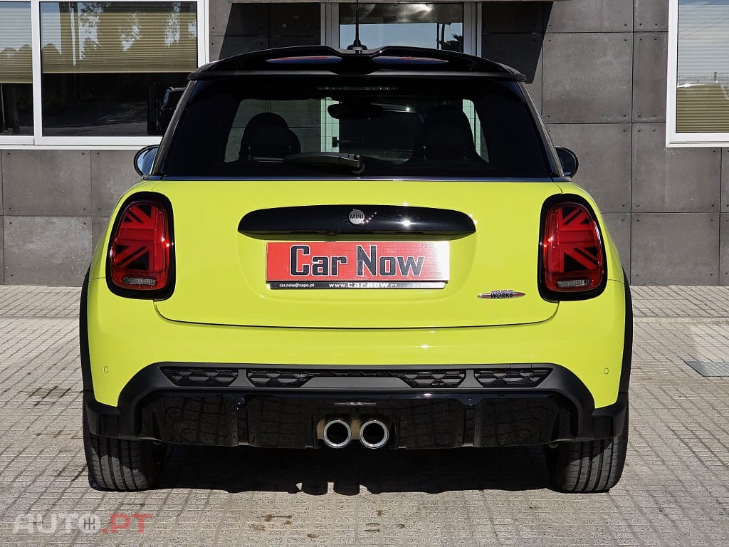 MINI John Cooper Works 3 Portas
