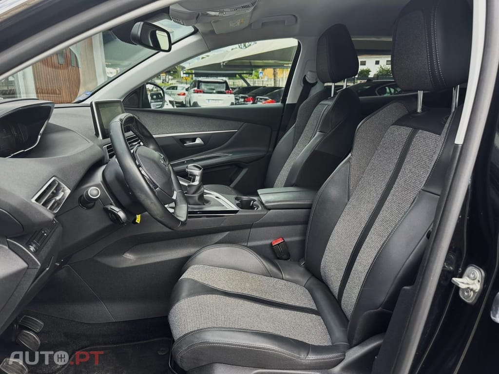 Peugeot 3008 1.5 BlueHDi Allure