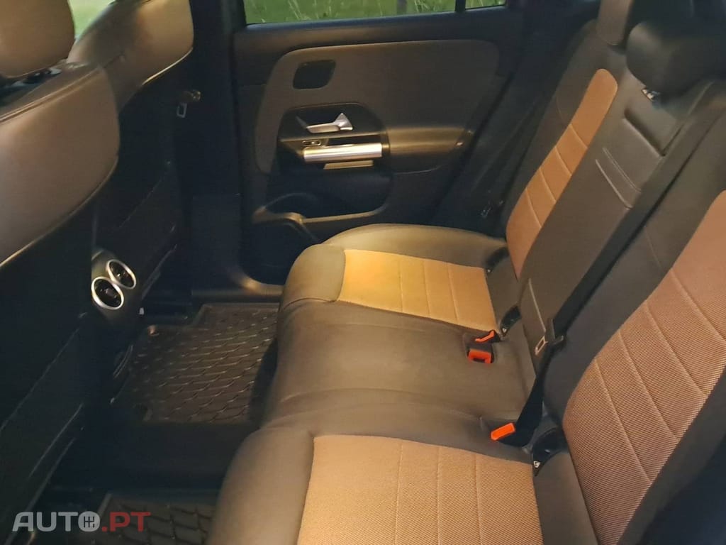 Mercedes-Benz EQA 250+ Premium