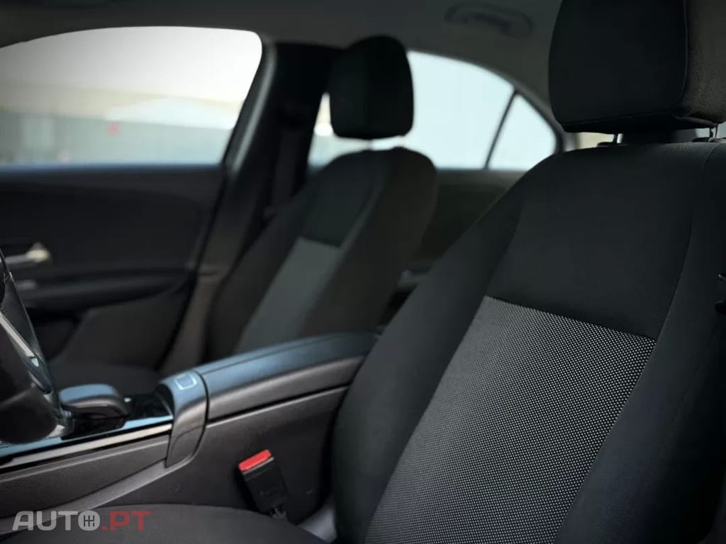 Mercedes-Benz A 180 d Style Plus Aut.