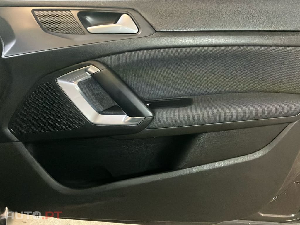 Peugeot 308 1.5 BlueHDi Style EAT8