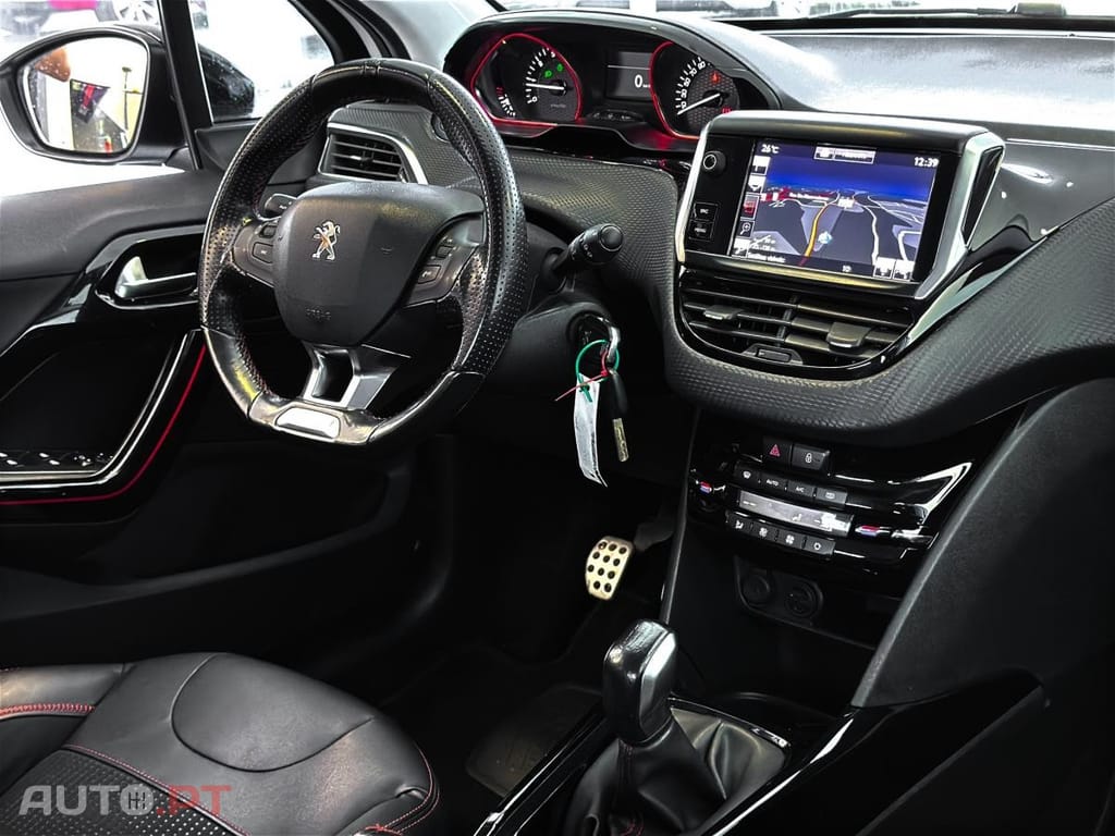 Peugeot 2008 1.2 PureTech GT Line