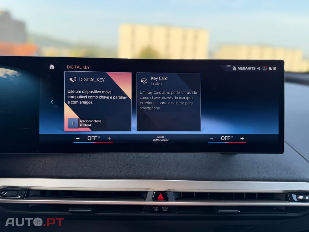 BMW iX xDrive 40 Pack Desportivo