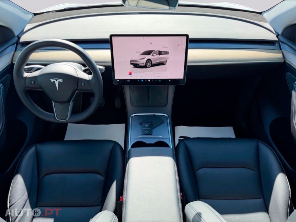 Tesla Model Y Long Range Dual Motor AWD 