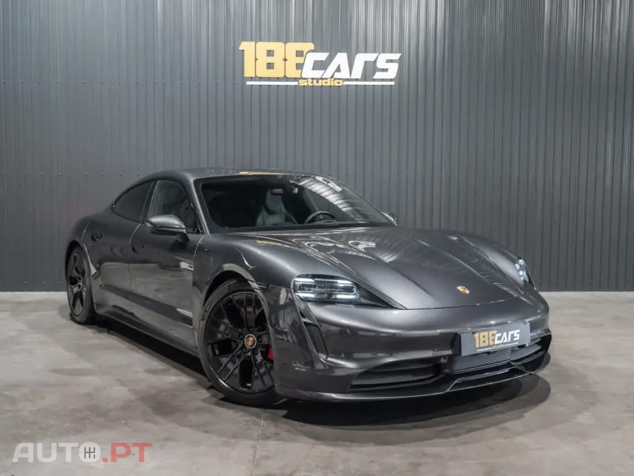 Porsche Taycan 4S