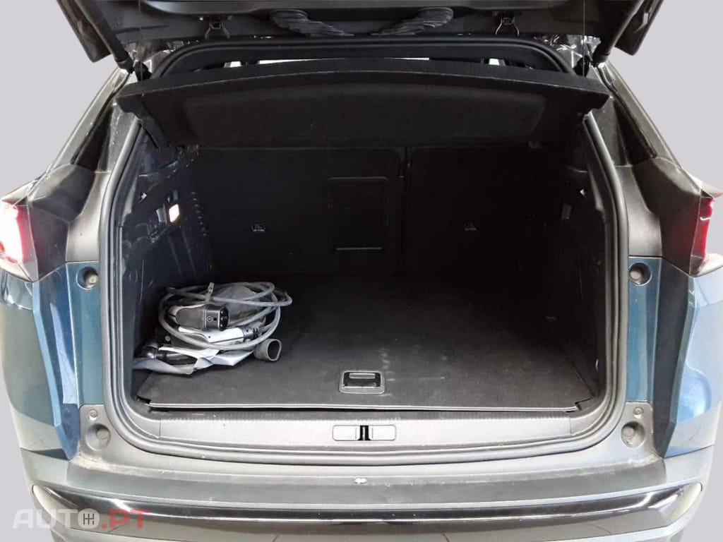 Peugeot 3008 Hybrid4 300 e-EAT8 GT I.V.A DEDUTIVEL
