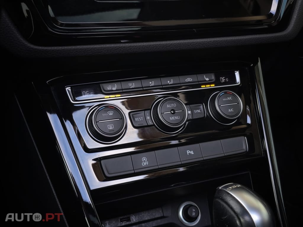 Volkswagen Touran 1.6 TDI Blue.Hig.DSG 5L