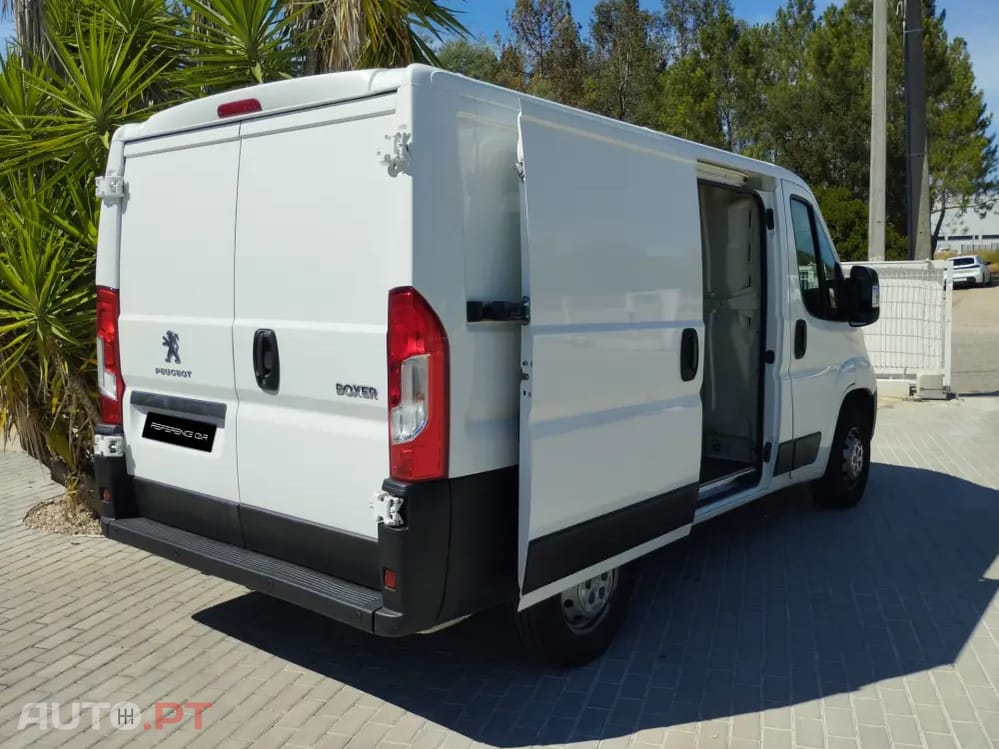 Peugeot Boxer 2.2 BLUE HDI 330 L1H1 PRO