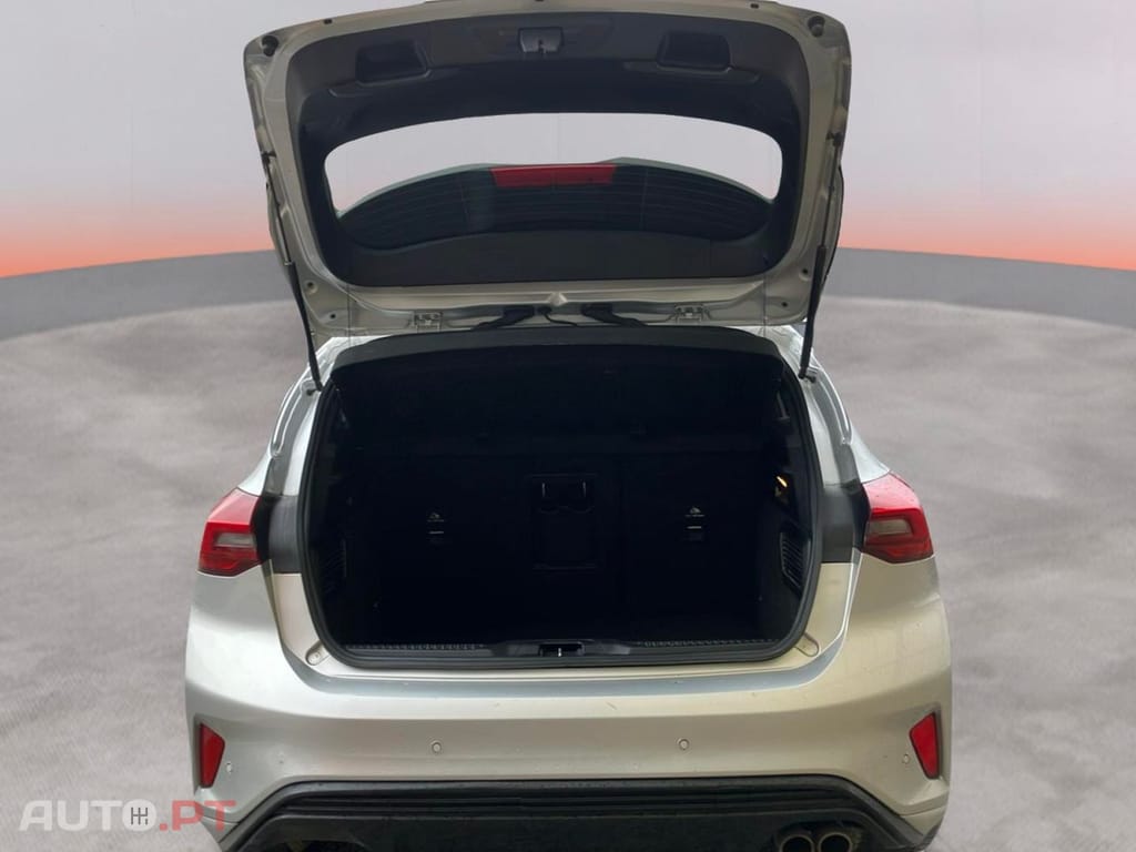 Ford Focus 1.0 EcoBoost MHEV ST-Line