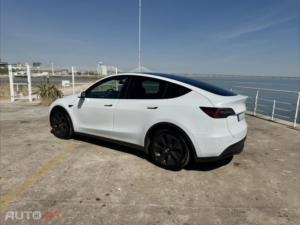 Tesla Model Y Tração Traseira