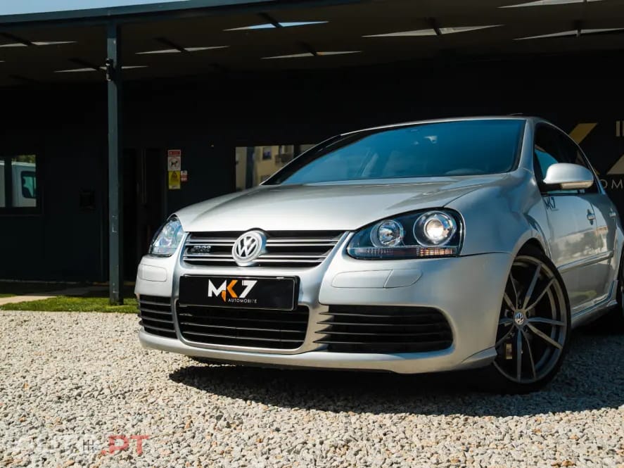 Volkswagen Golf 3.2 R32 4Motion DSG