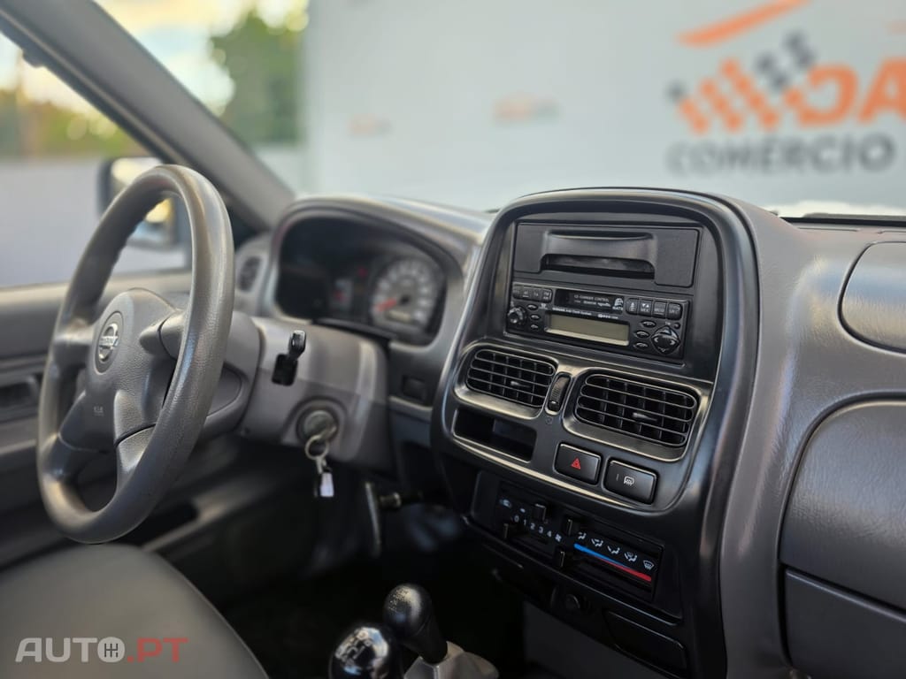 Nissan Pick Up 2.5 TD KC