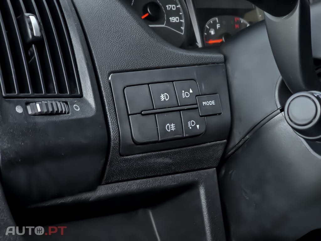 Peugeot Boxer 2.0 BlueHDi 333 L3H2 Pro