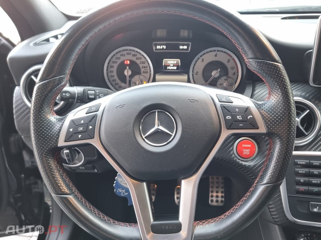 Mercedes-Benz A 180 d AMG Line