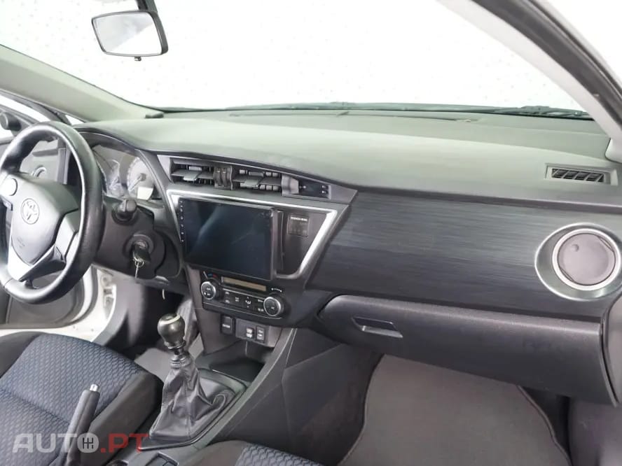 Toyota Auris 1.4 D-4D Comfort