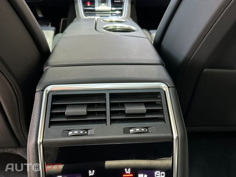 Porsche Panamera 4 E-Hybrid