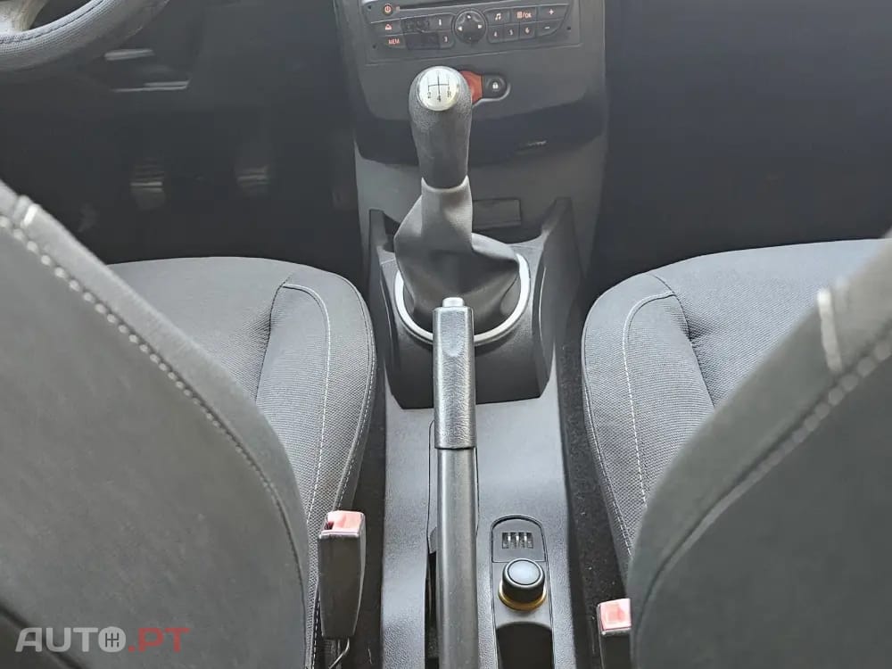 Renault Clio 1.2 TCE GT J15
