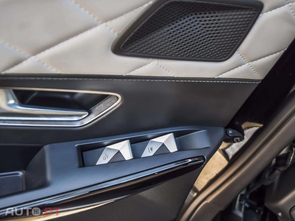 DS DS7 Crossback E-Tense 4x4 Rivoli EAT8