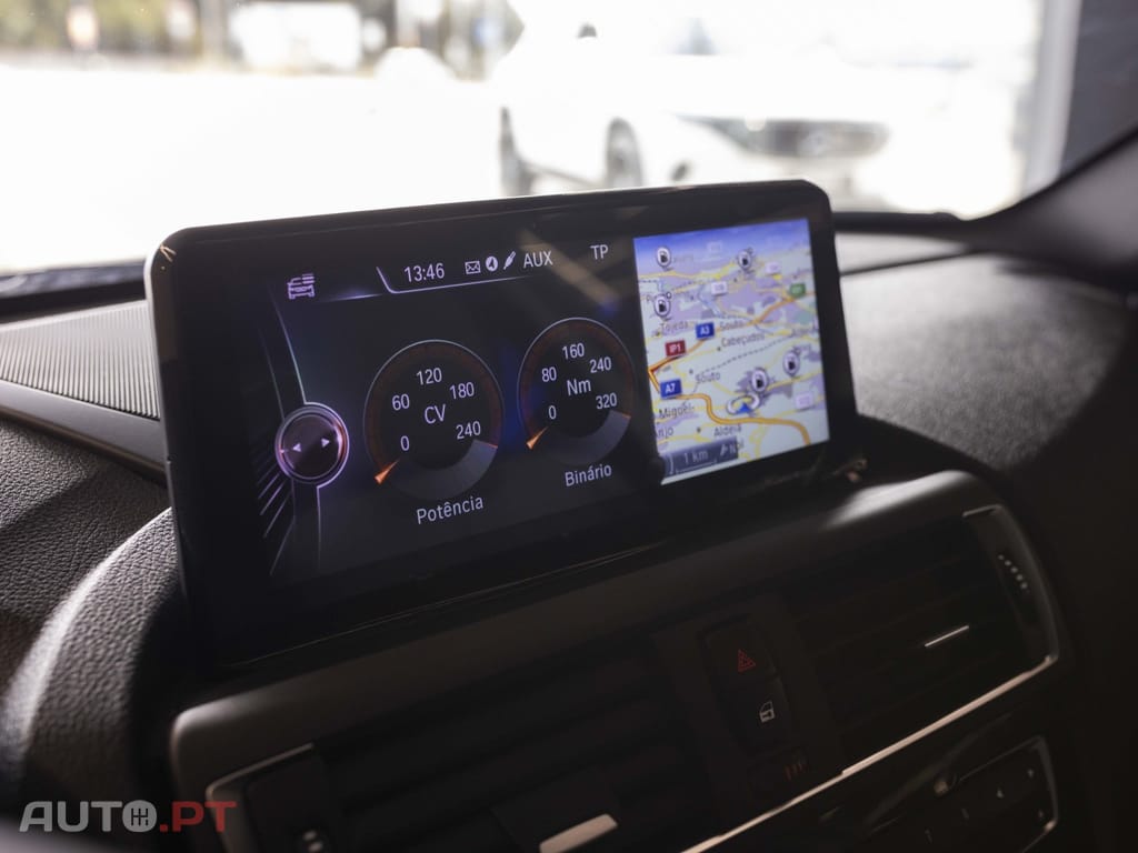 BMW 220 i Coupe Pack M
