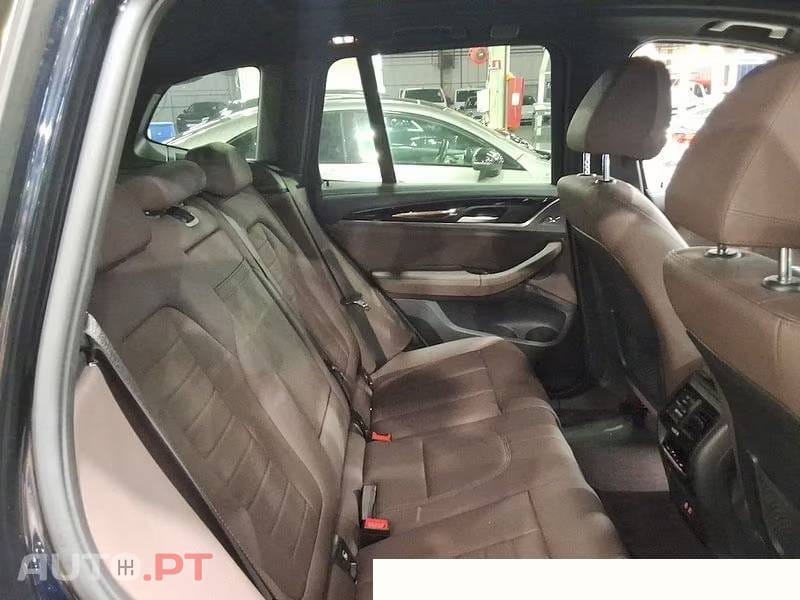 BMW iX3 Ambient
