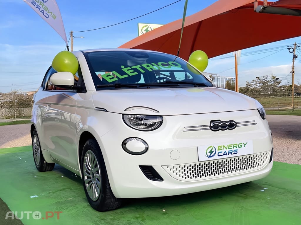 Fiat 500e Action